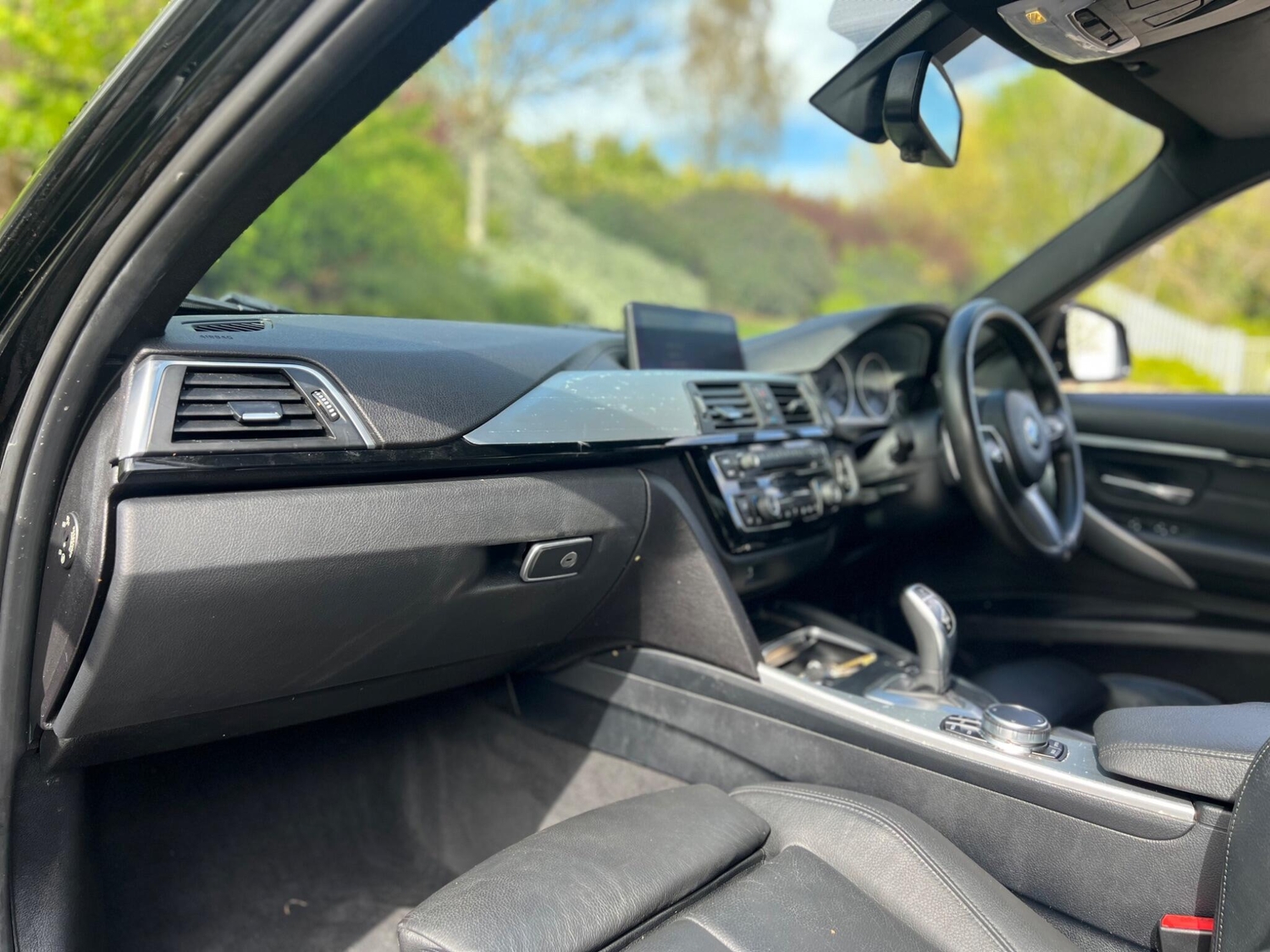 BMW 3 Series 2018 - Cars