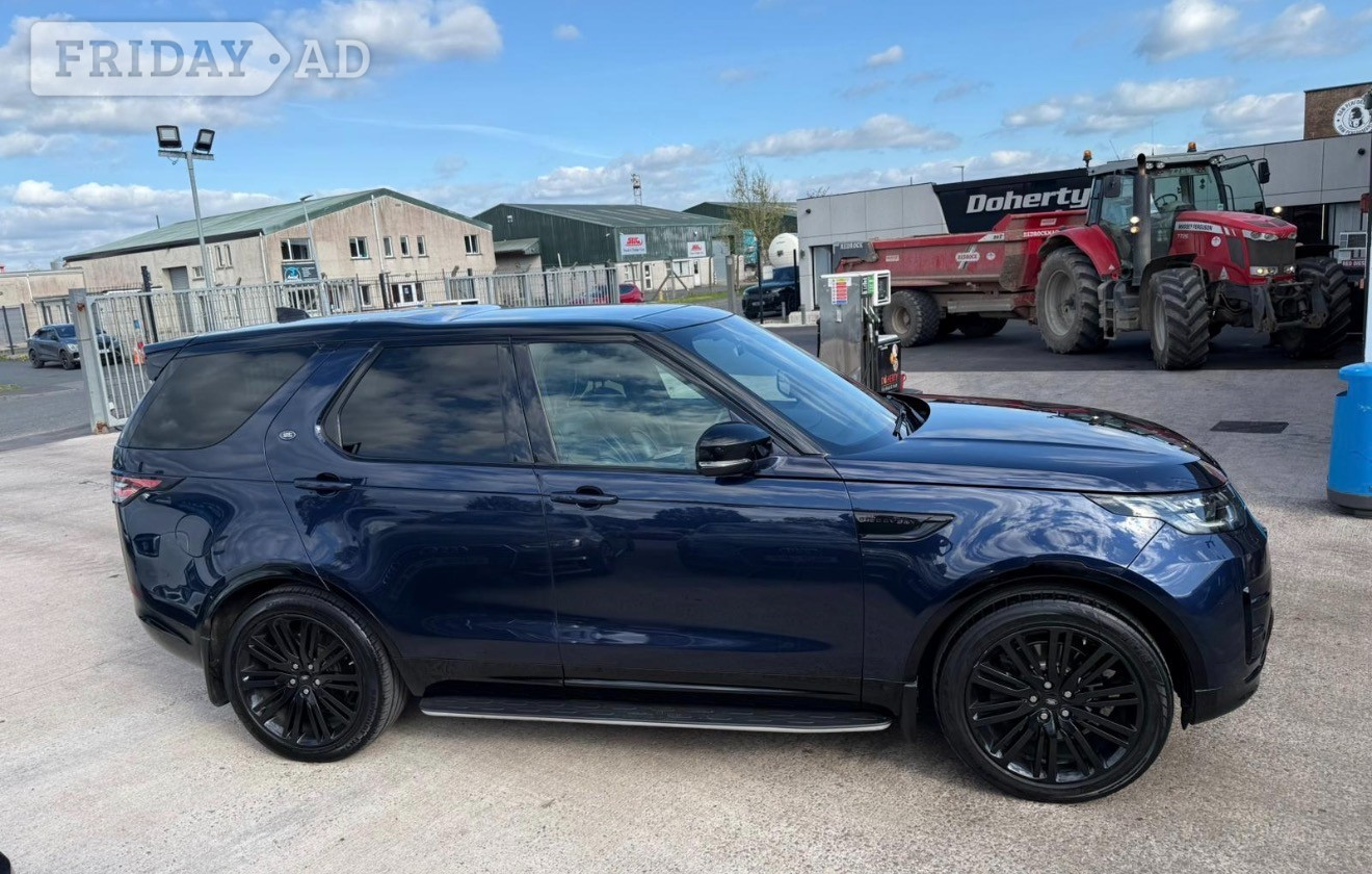 [ berth ]Land Rover Discovery