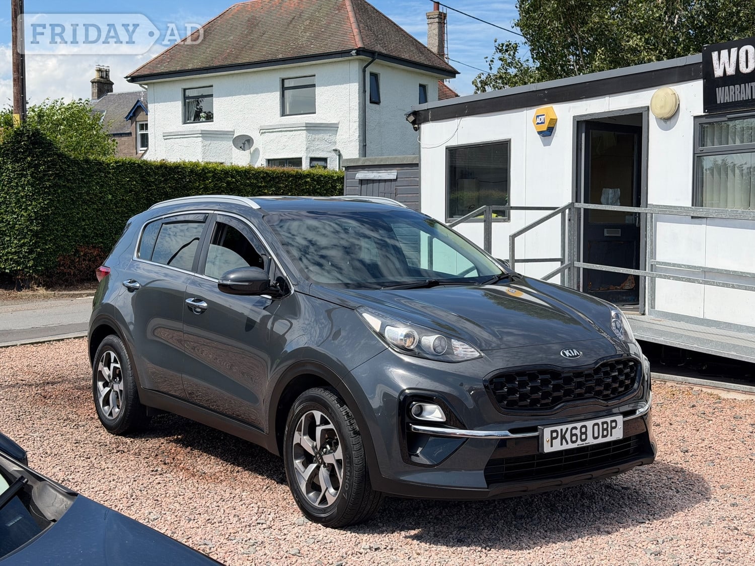 [ berth ]Kia Sportage