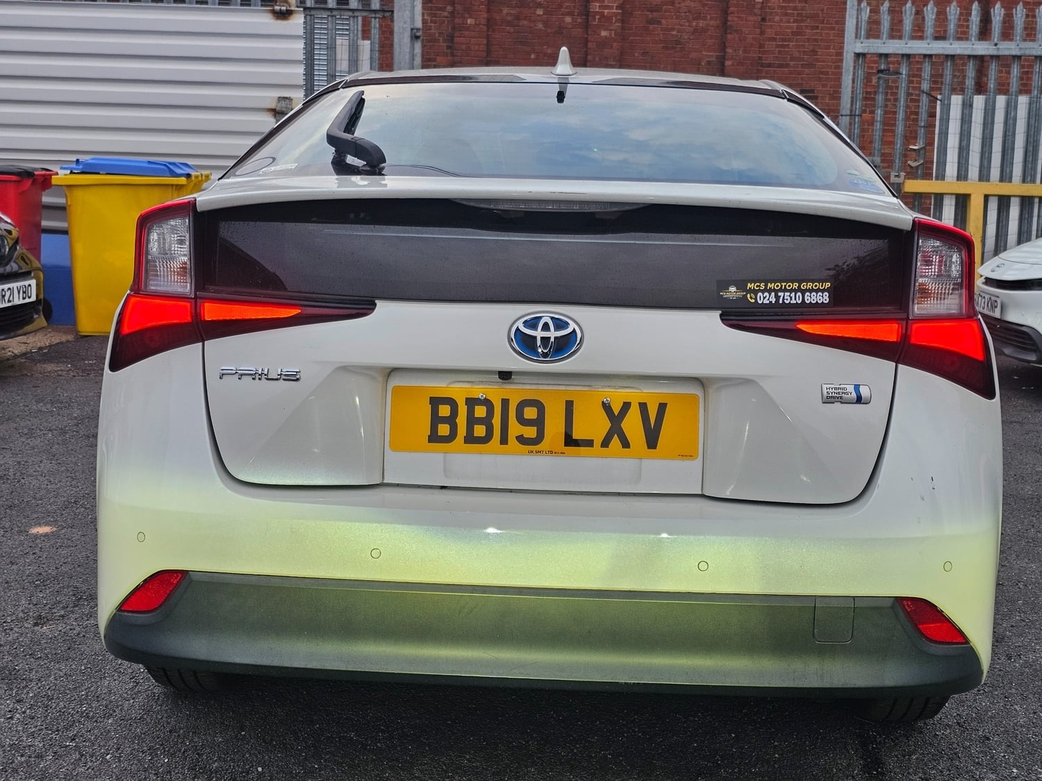 Toyota Prius 2019 - Cars in Coventry