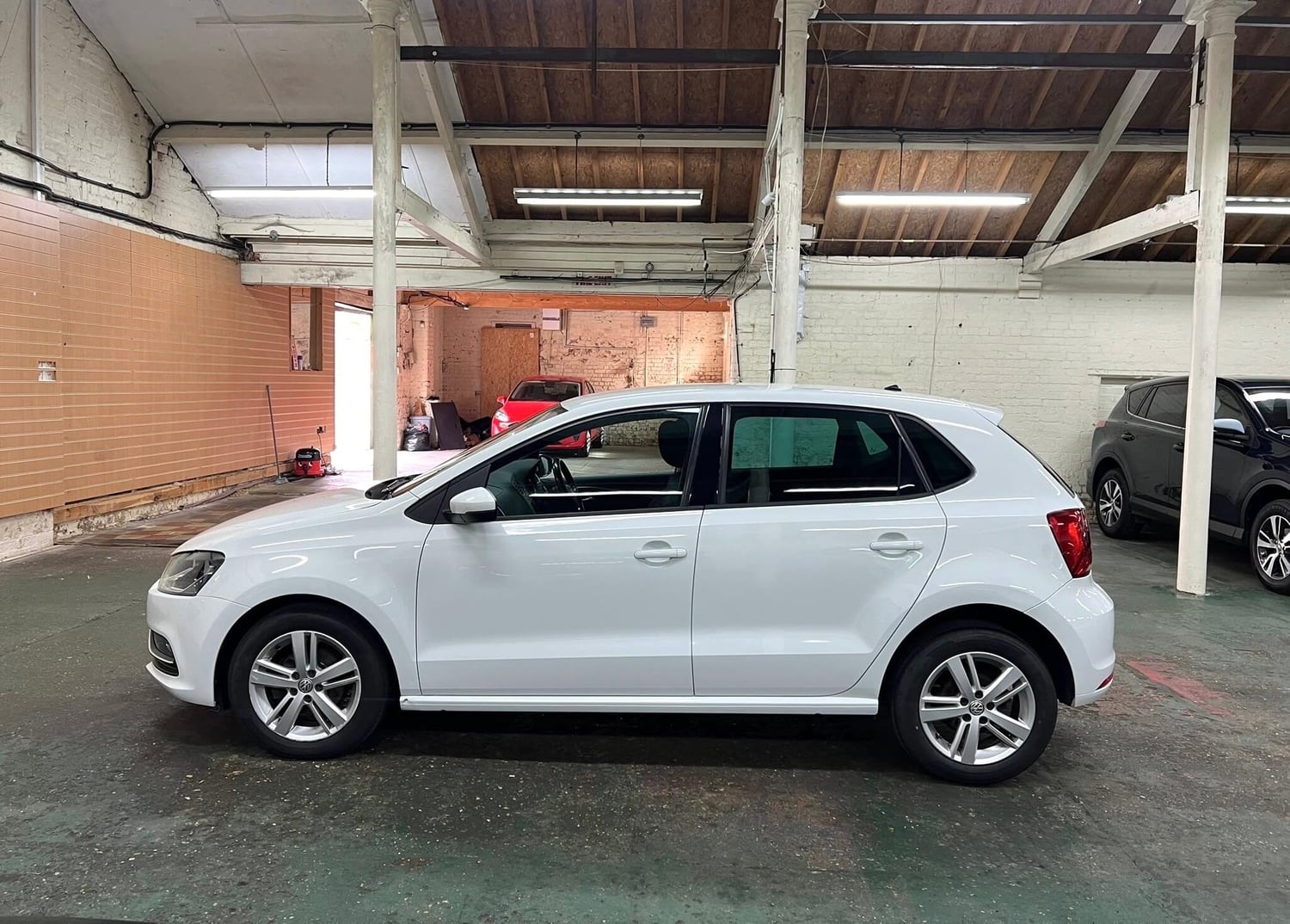 Volkswagen Polo 2017 - Cars