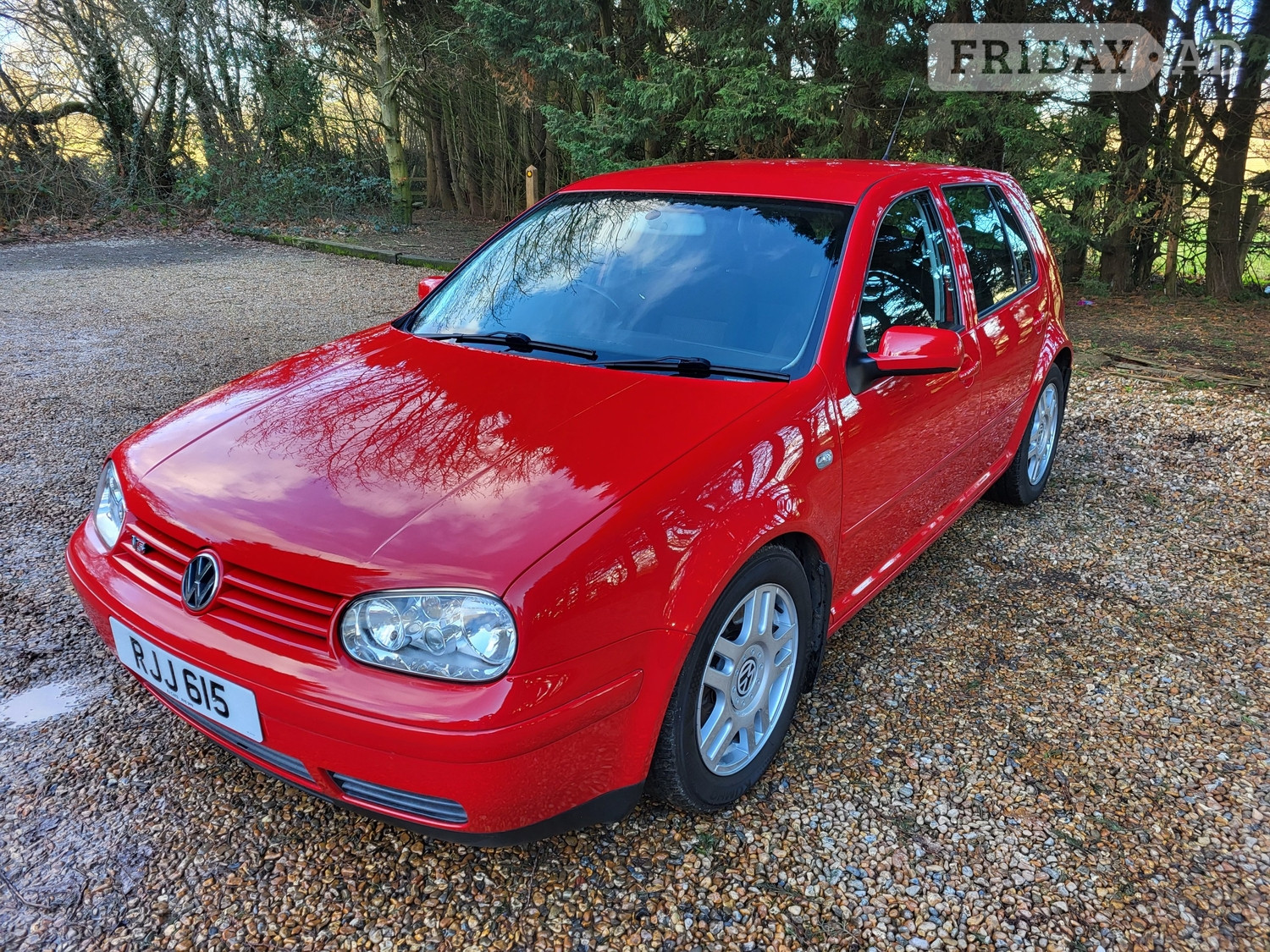 Volkswagen Golf 2001 in Horley
