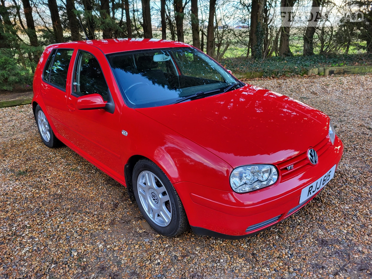 Volkswagen Golf 2001 - Cars in Horley