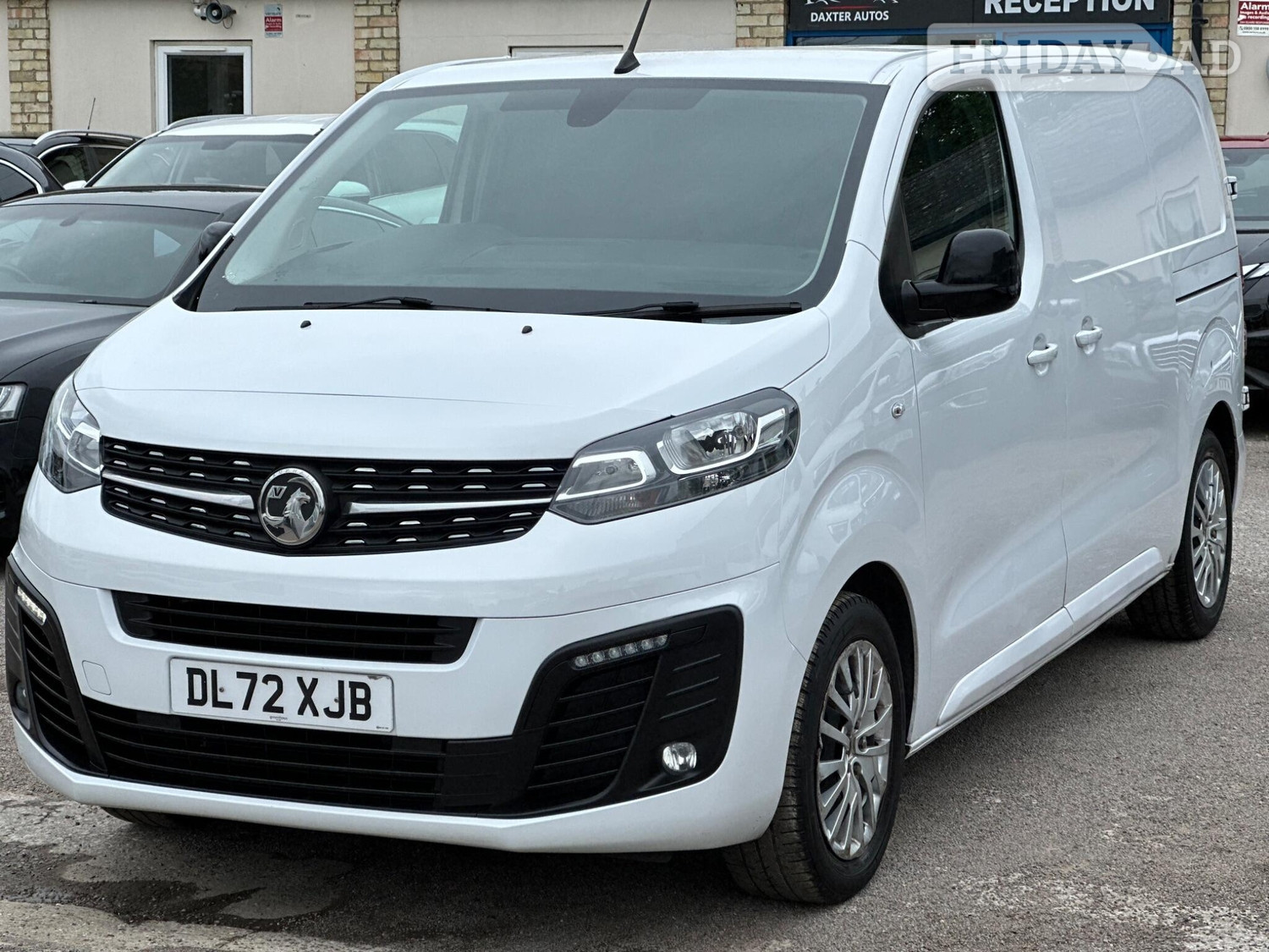 [ berth ]Vauxhall Vivaro
