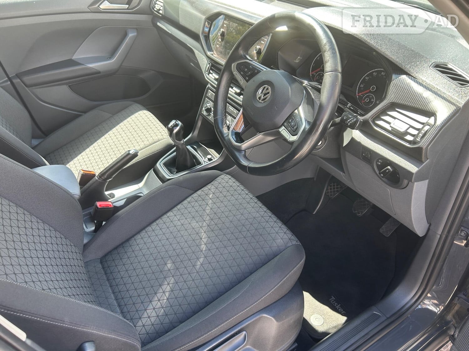 Volkswagen T-Cross 2020 in Caterham