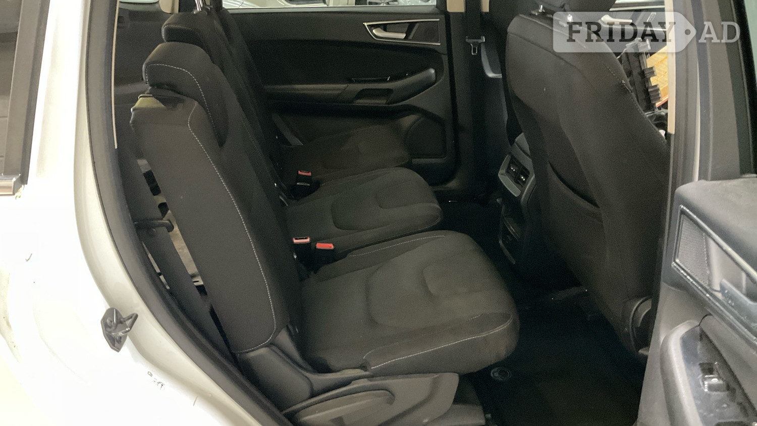 [ berth ]Ford S-Max
