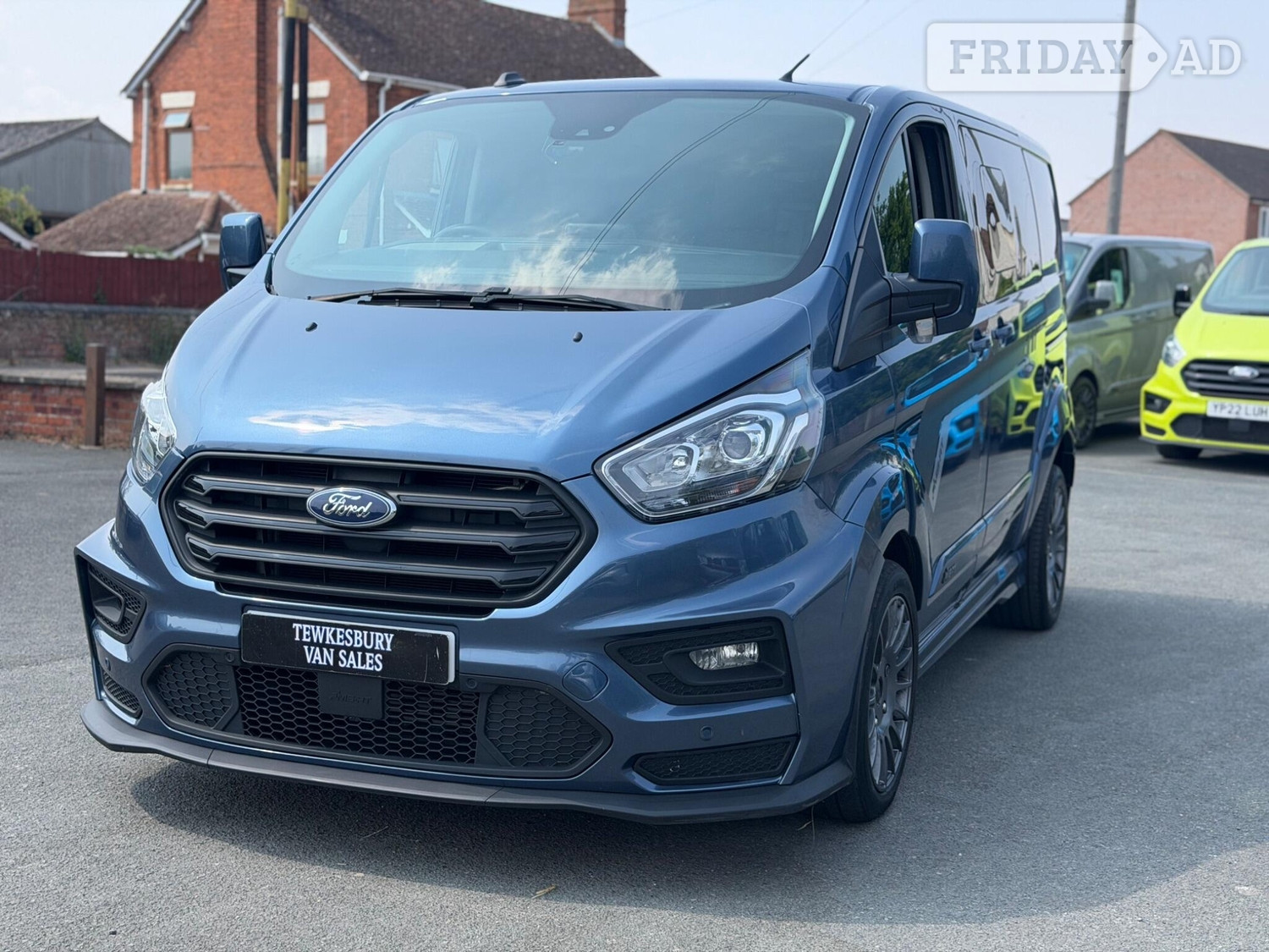 Ford Transit Custom 2023 - Vans & Commercial Vehicles