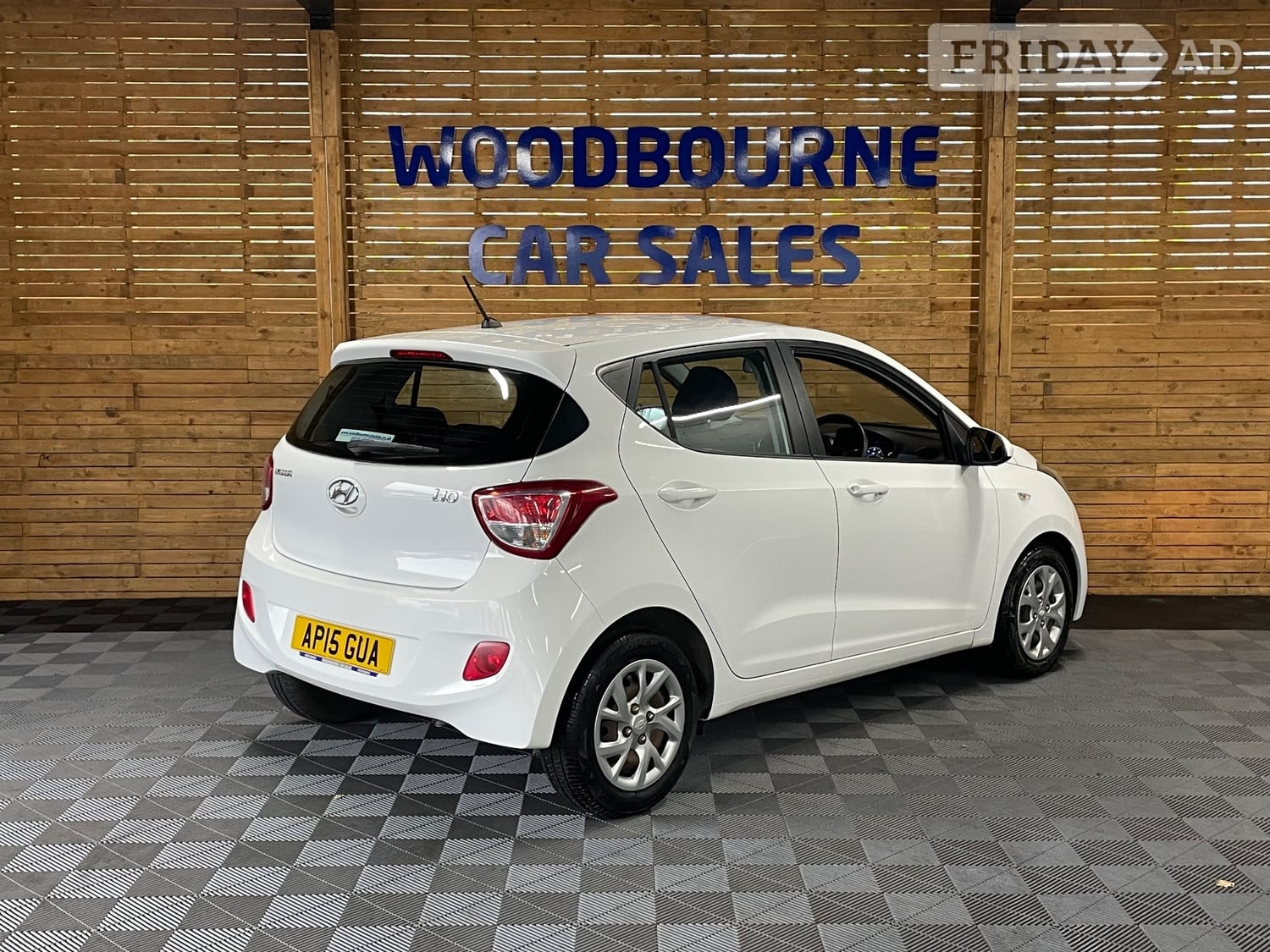 Hyundai i10 2015 - Cars in Brighton
