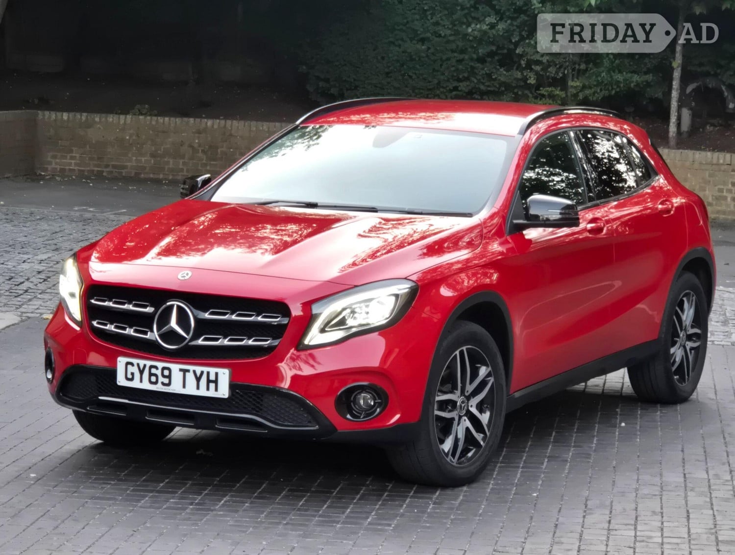 [ berth ]Mercedes-Benz GLA