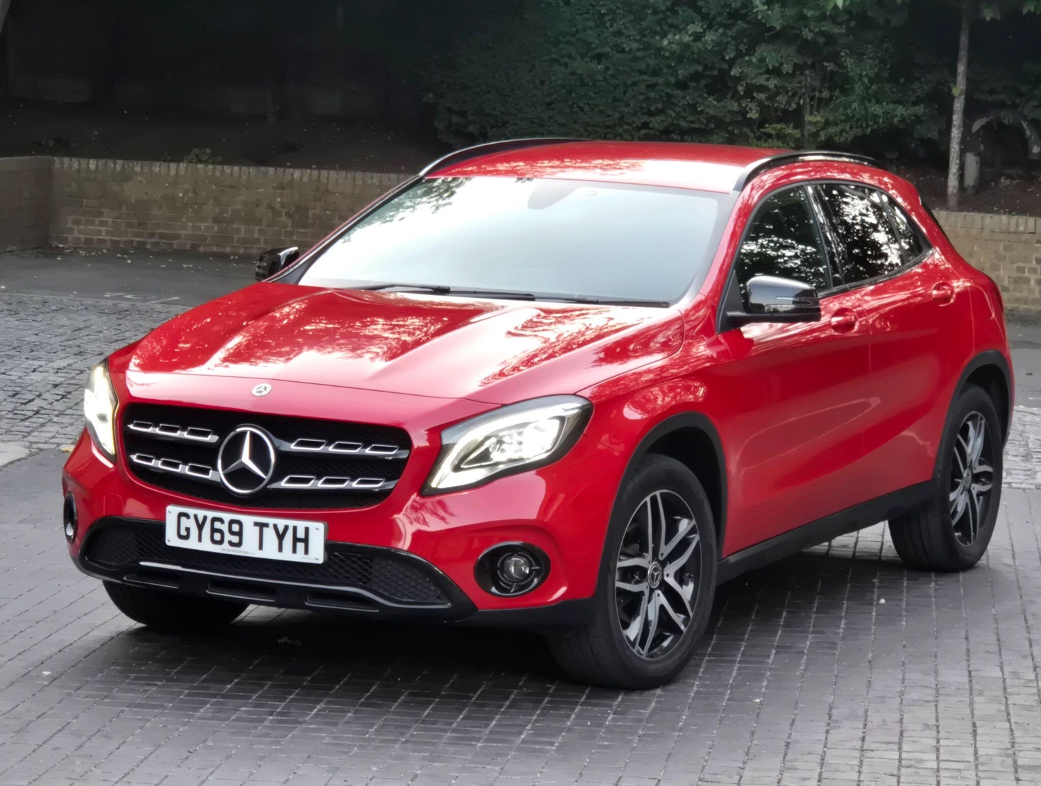 [ berth ]Mercedes-Benz GLA