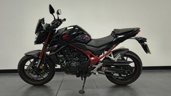 Honda CB750 2023