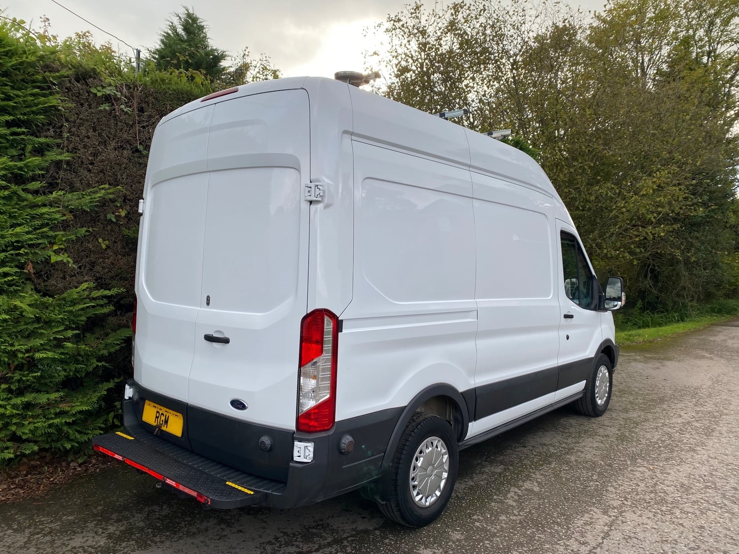 [ berth ]Ford Transit