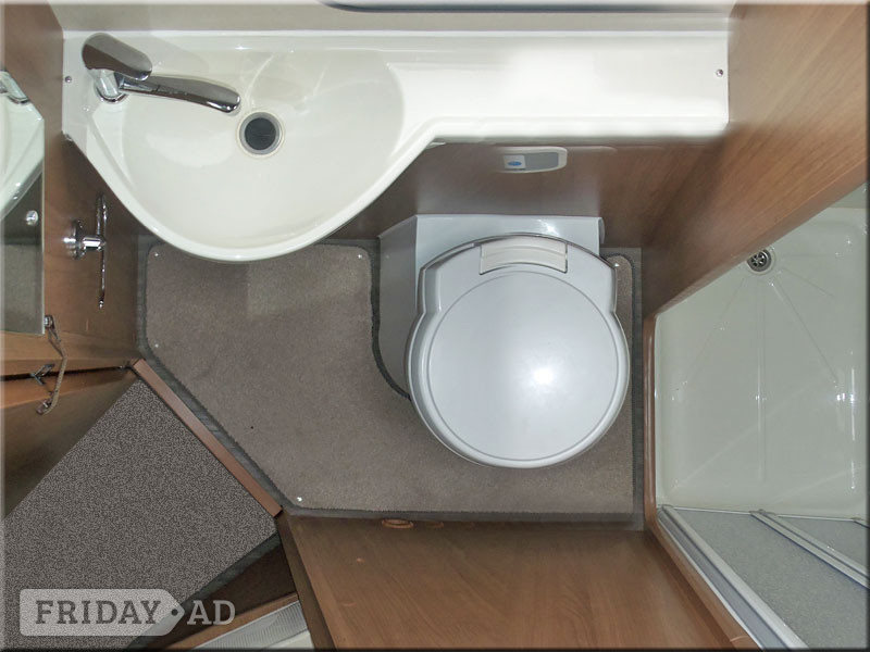 Auto-Trail Imala 715 Huntingdon