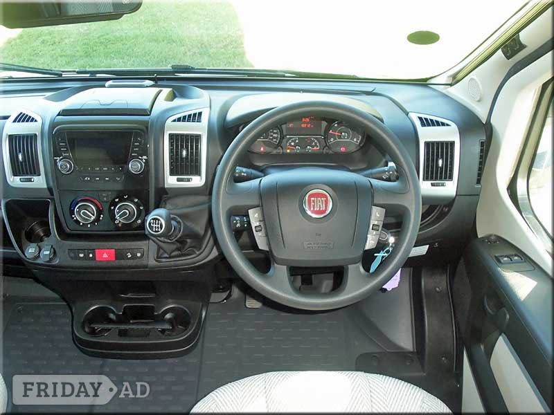 [ berth ]Auto-Trail Imala 715