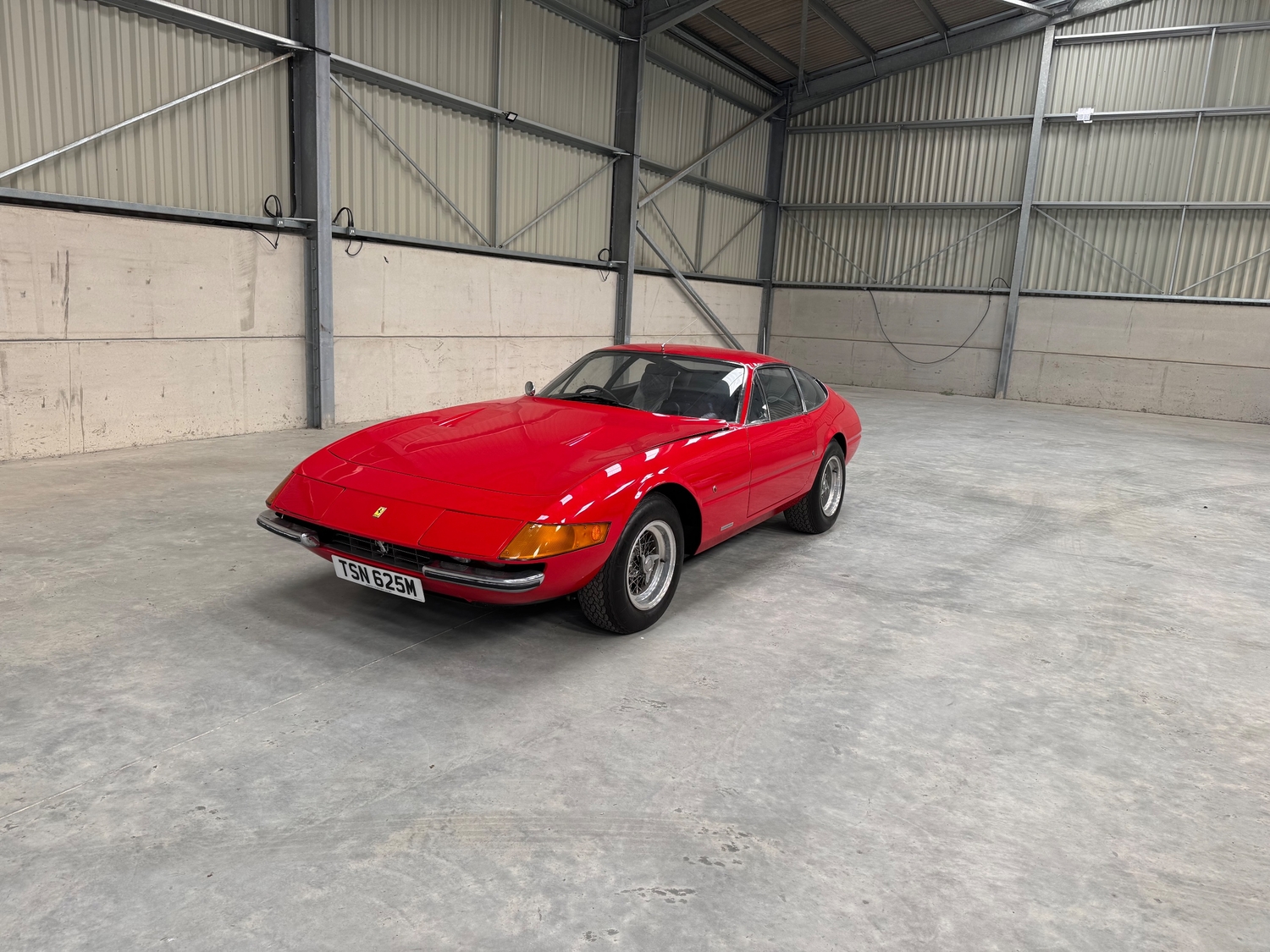 [ berth ]Ferrari 365GTB/4 Daytona