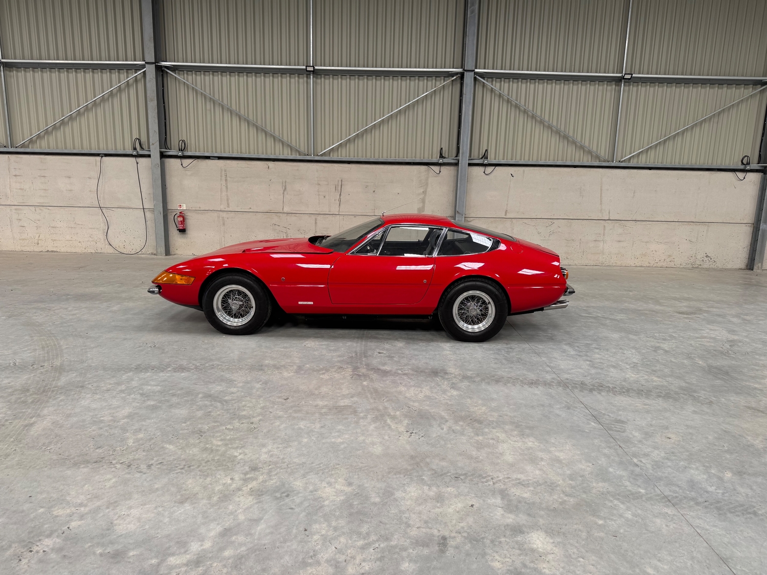 Ferrari 365GTB/4 Daytona 1974 - Cars in Henley-On-Thames