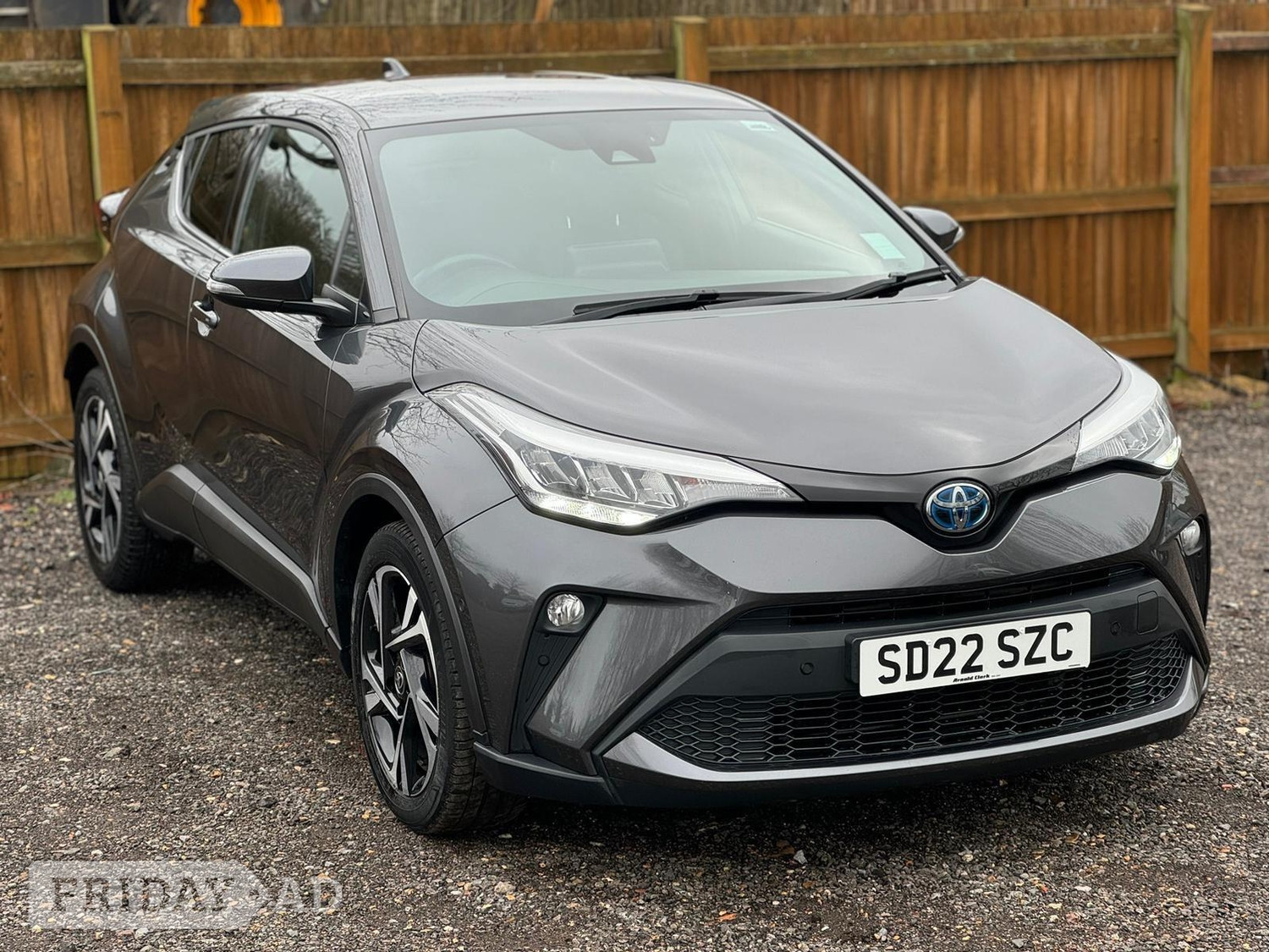 Toyota C-HR 2022 - Cars