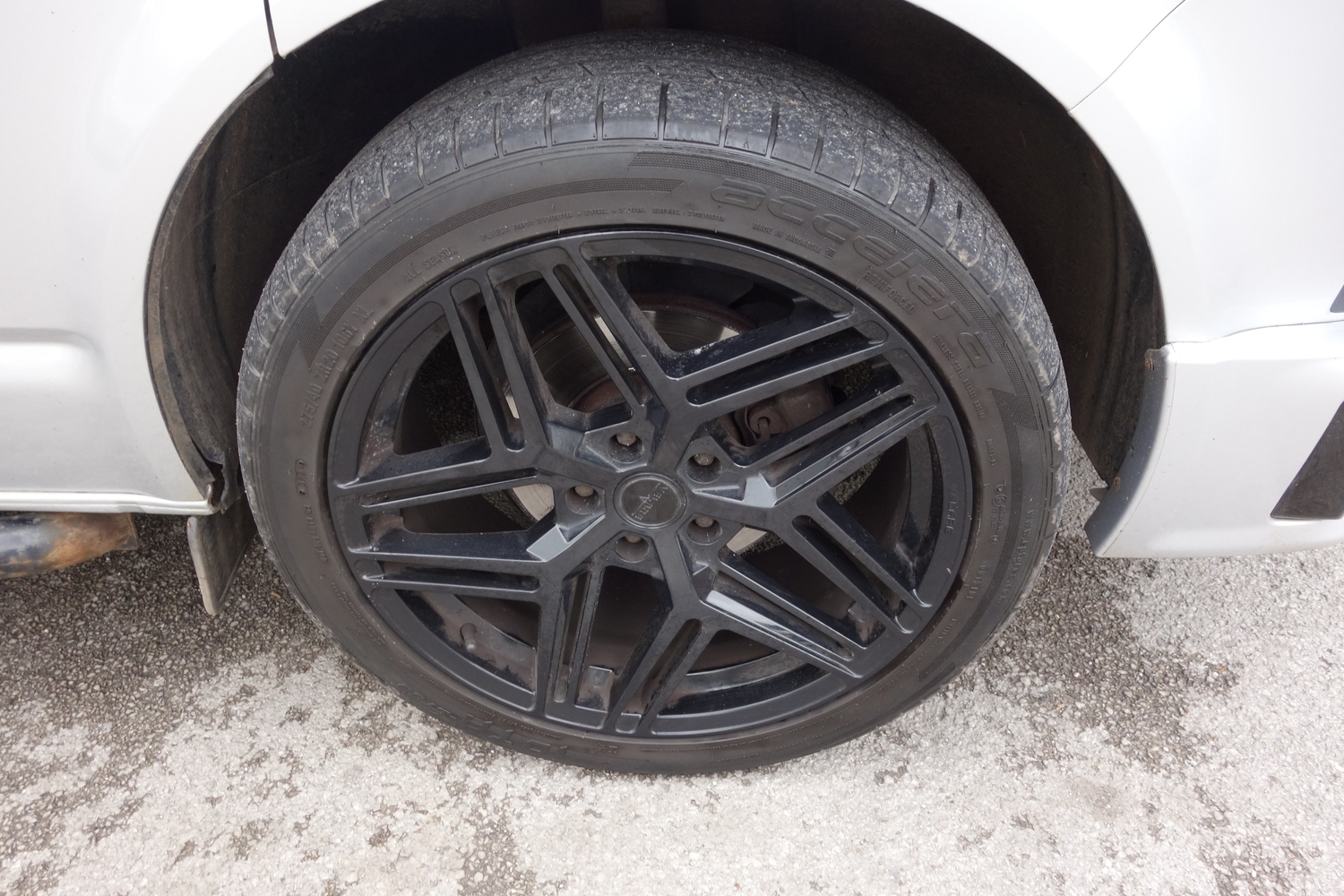 Volkswagen Transporter 2017 - Cars in Rugeley