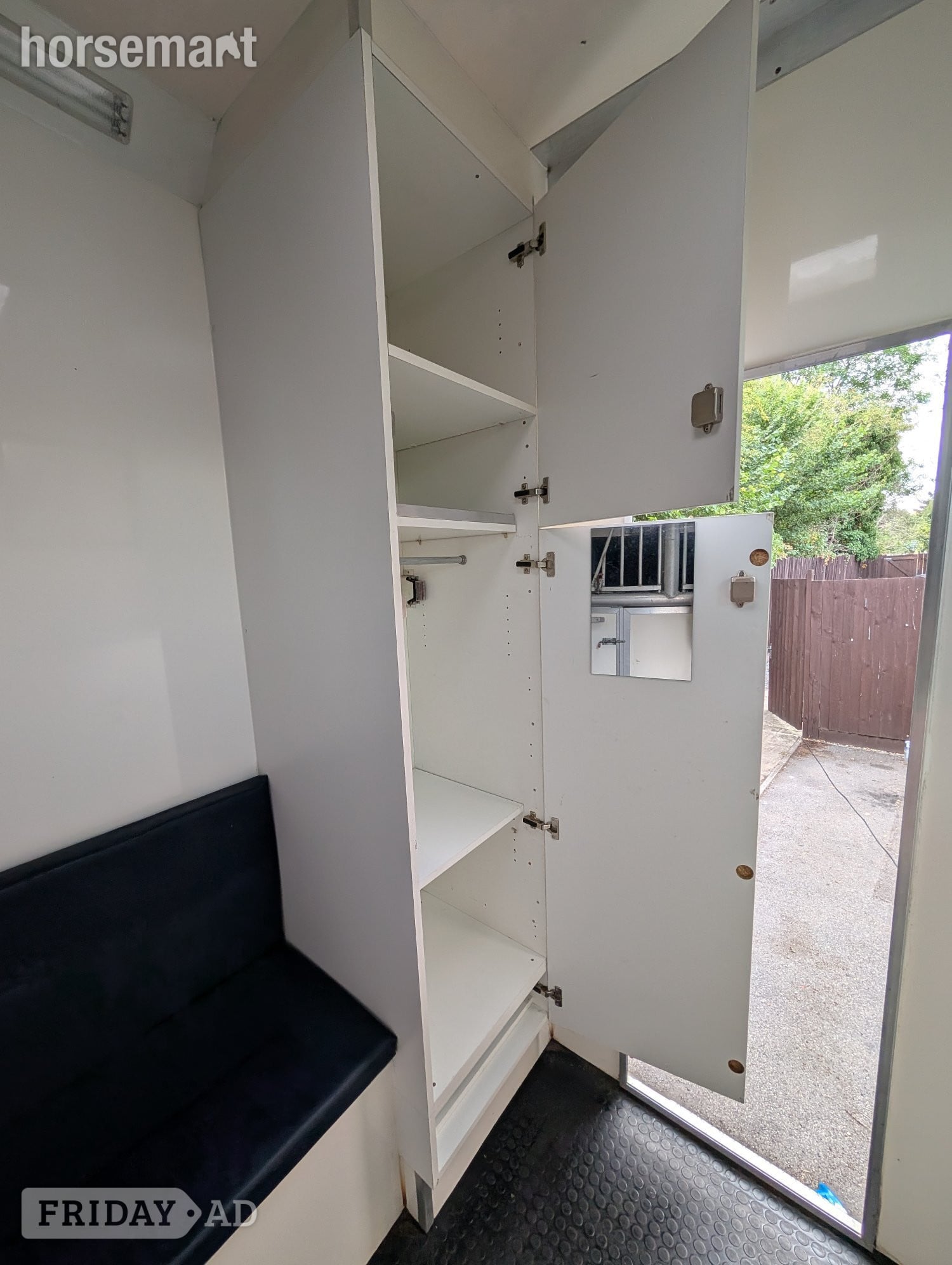 JMB HORSEPOWER Virtue Renault Horsebox - Trailers & Horseboxes in Wellingborough