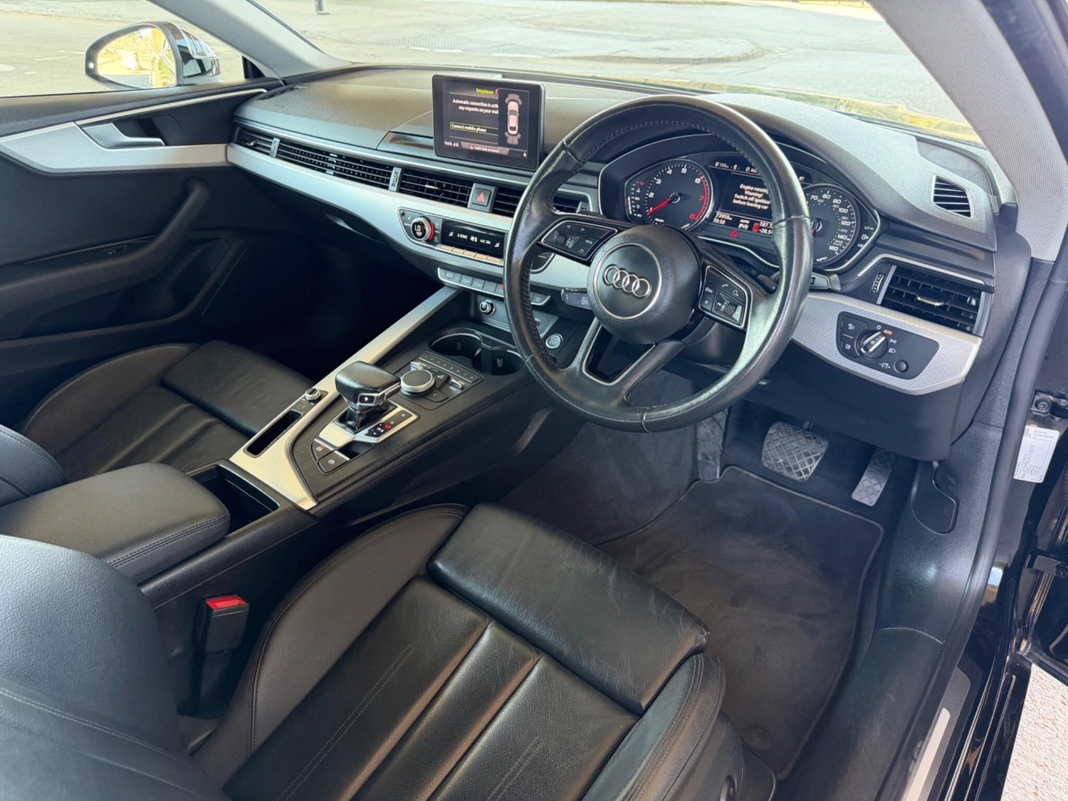 [ berth ]Audi A5