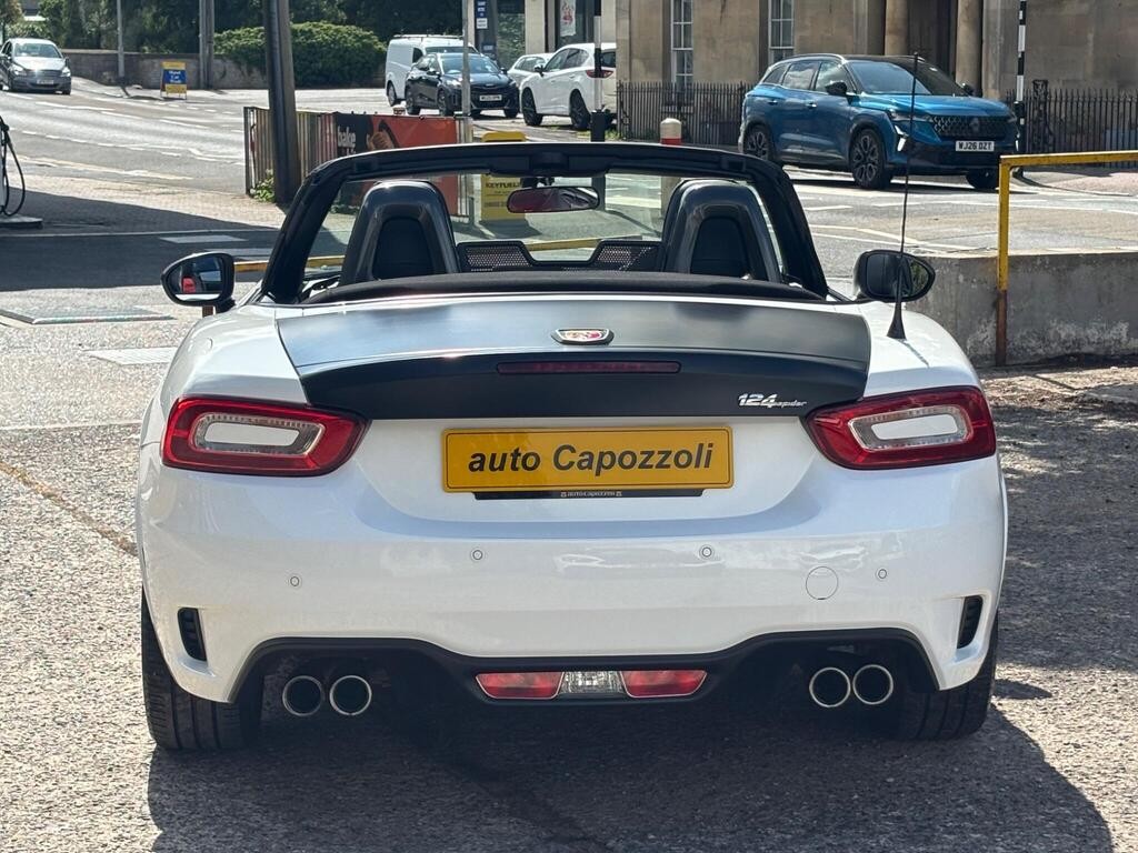 Abarth 124 Spider 2017 - Cars