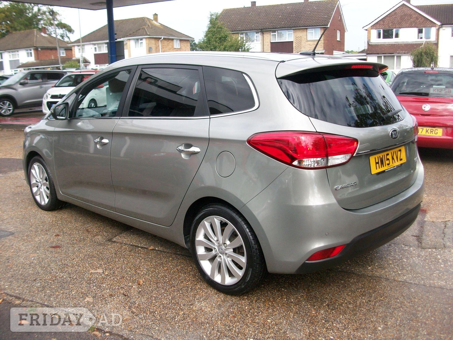 Kia Carens 2015 - Cars