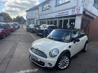 Mini Hatch 2011
