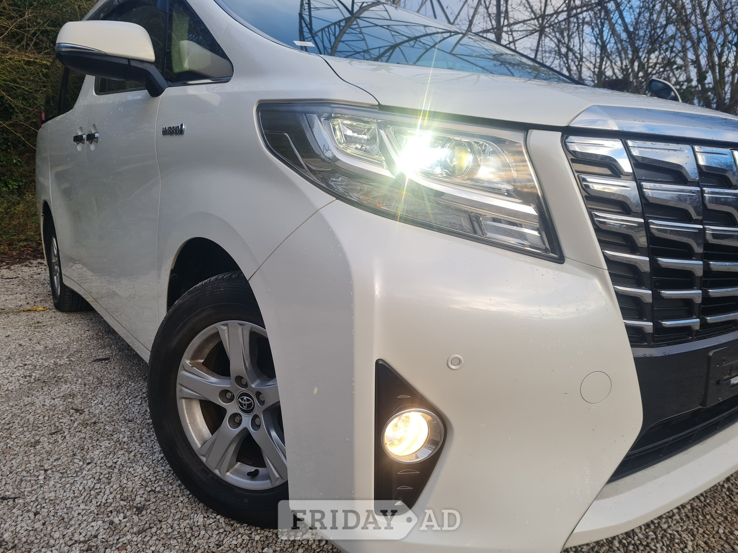 Toyota Alphard 2017 - Cars