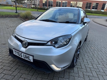 MG MG3 2015