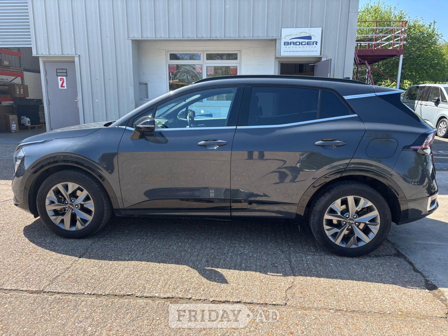 [ berth ]Kia Sportage