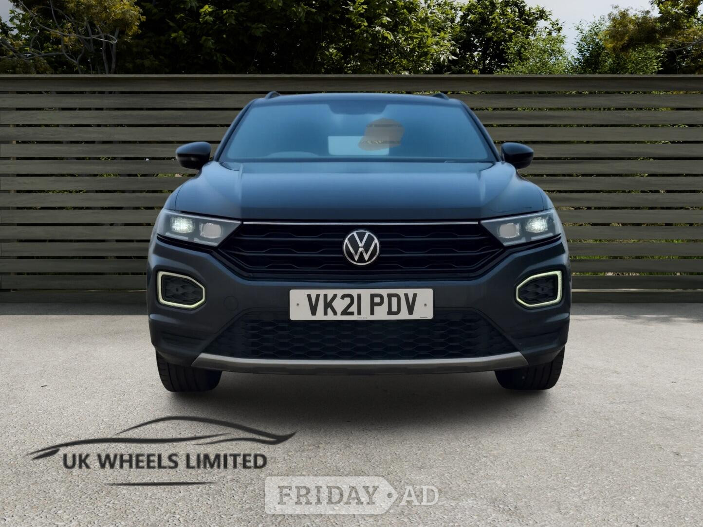 [ berth ]Volkswagen T-Roc