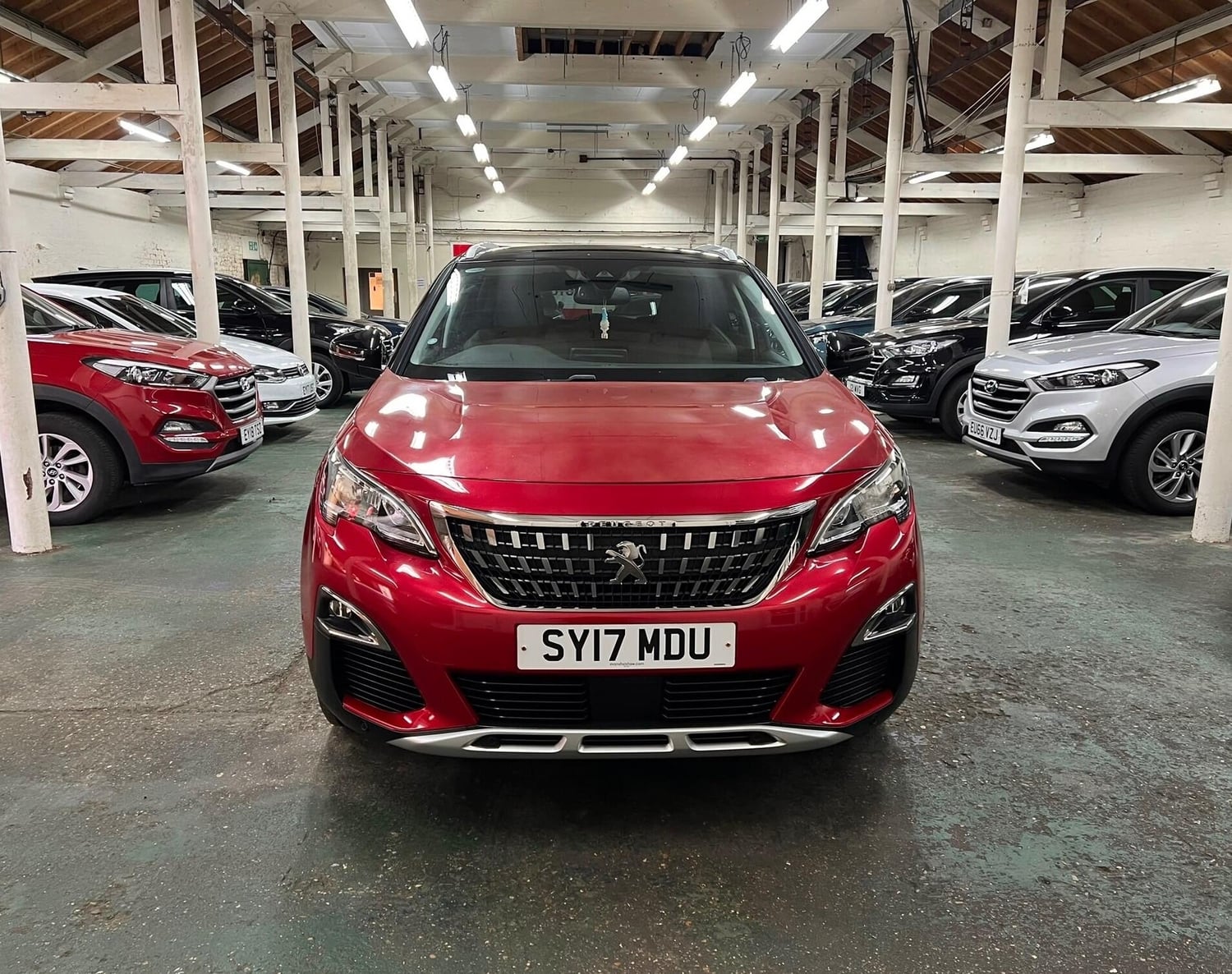 [ berth ]Peugeot 3008
