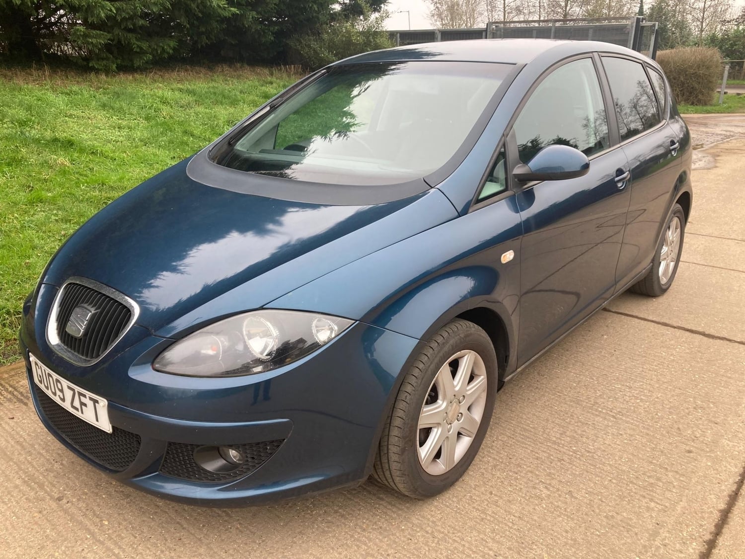 [ berth ]SEAT Altea