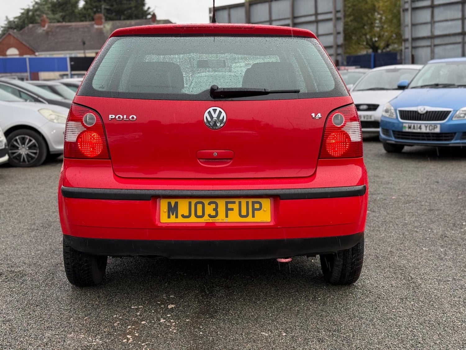 Volkswagen Polo 2003 - Cars