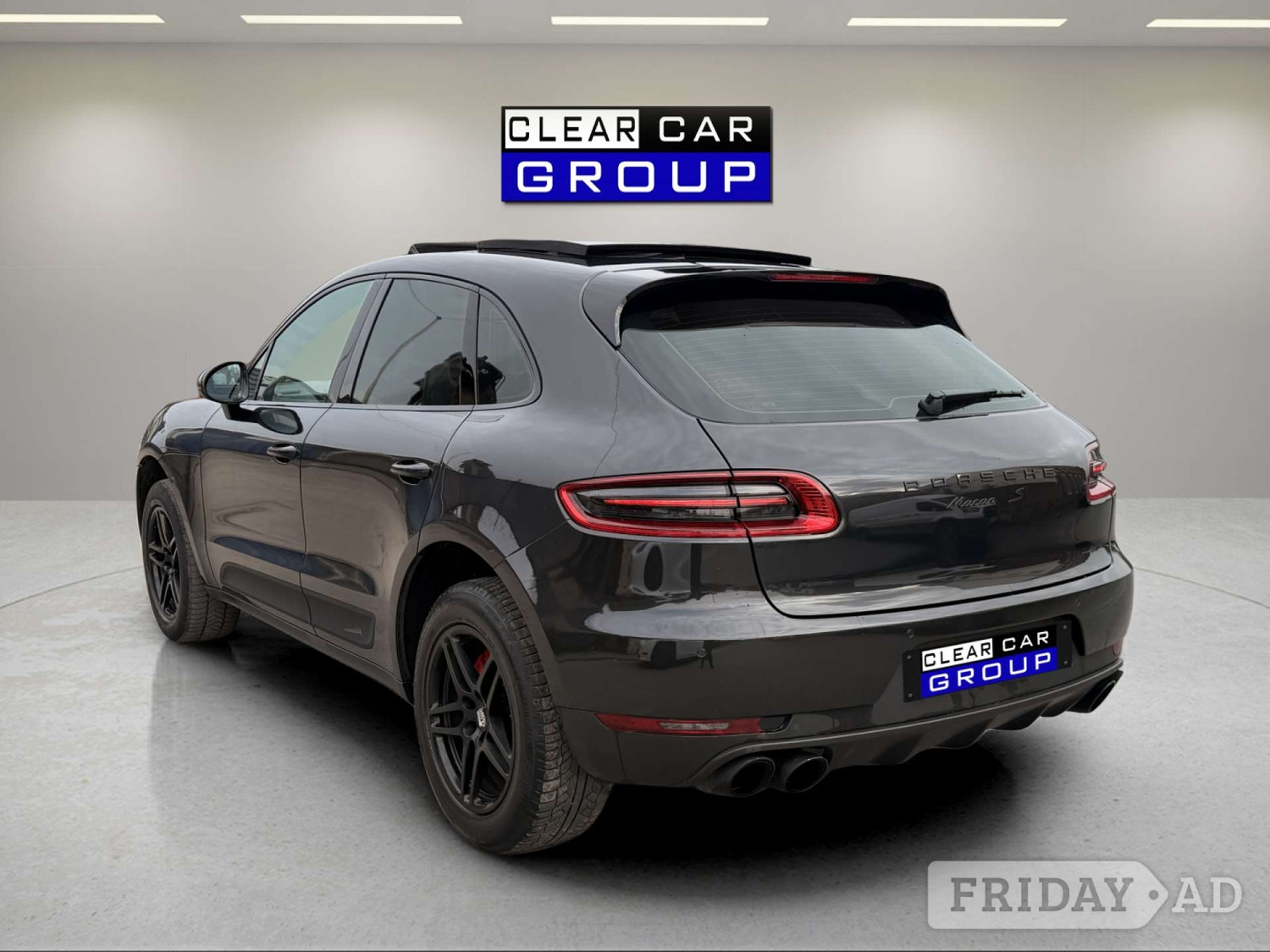 Porsche Macan 2016 - Cars in Manchester