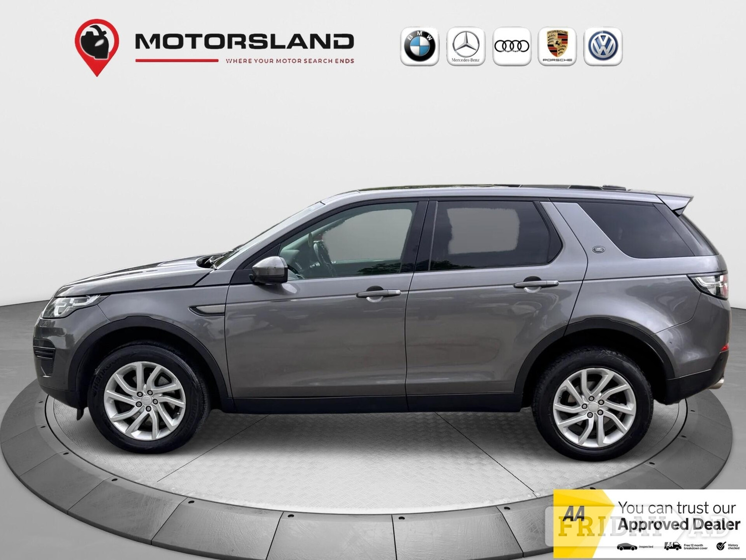 Land Rover Discovery Sport 2018 - Cars in Ashford
