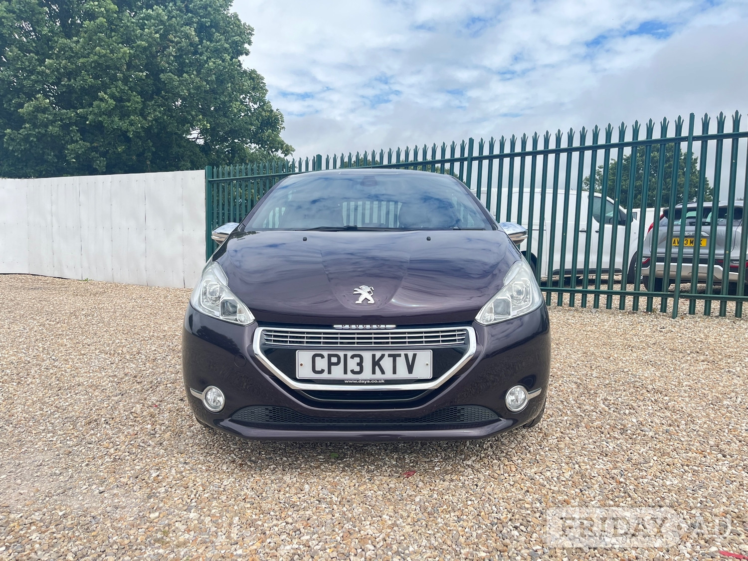 [ berth ]Peugeot 208