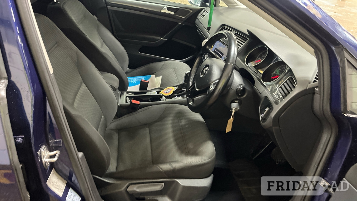 [ berth ]Volkswagen Golf