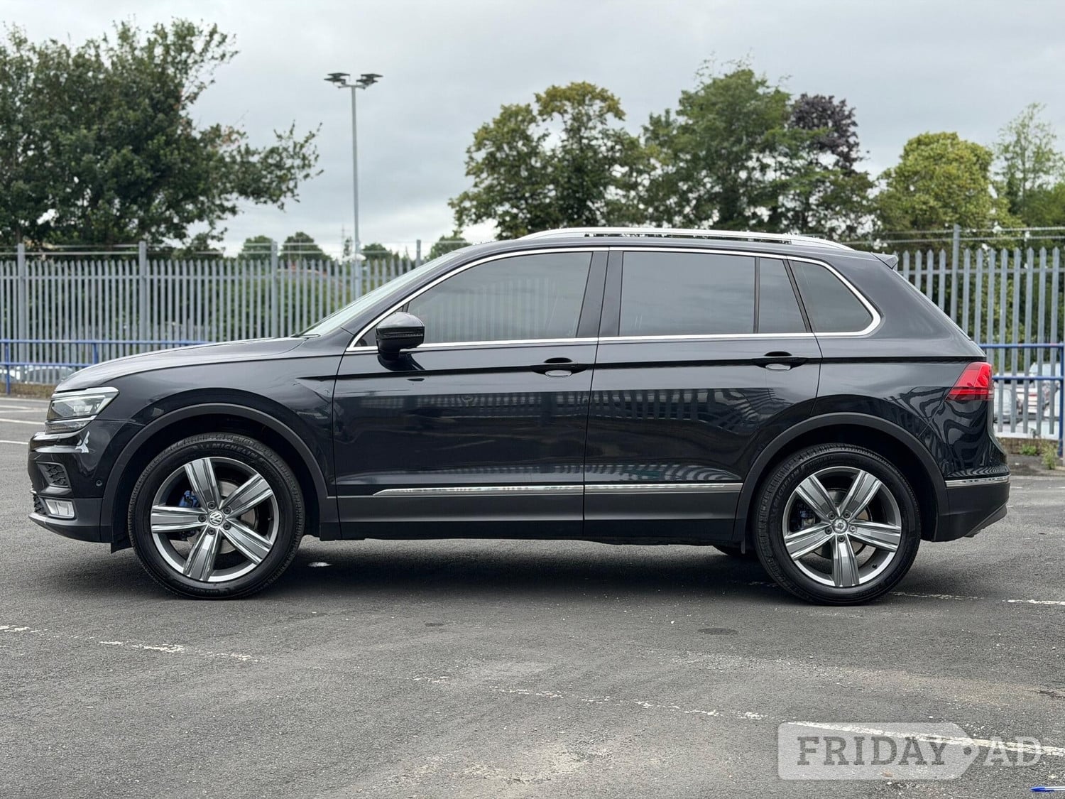Volkswagen Tiguan 2016 - Cars in Leeds