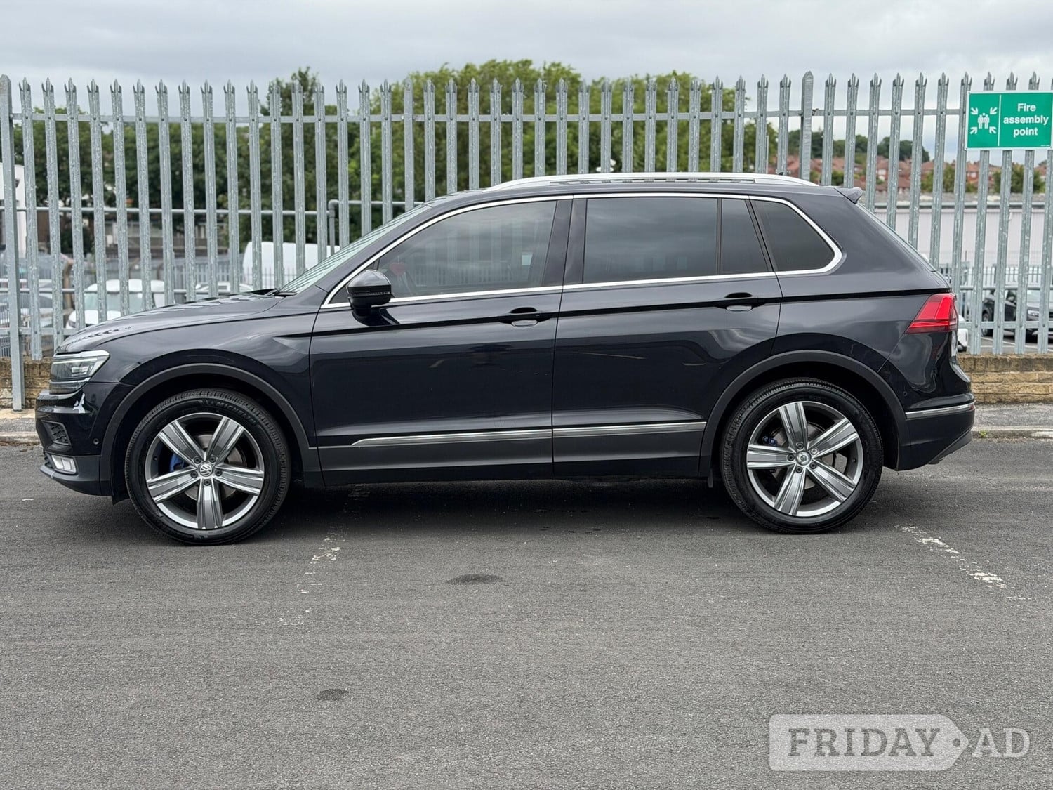 Volkswagen Tiguan 2016 - Cars