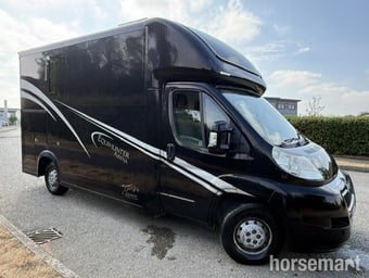 Equihunter Long Stall Model Citroen relay  Horsebox