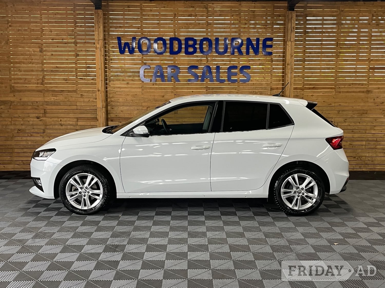 Skoda Fabia 2024 - Cars