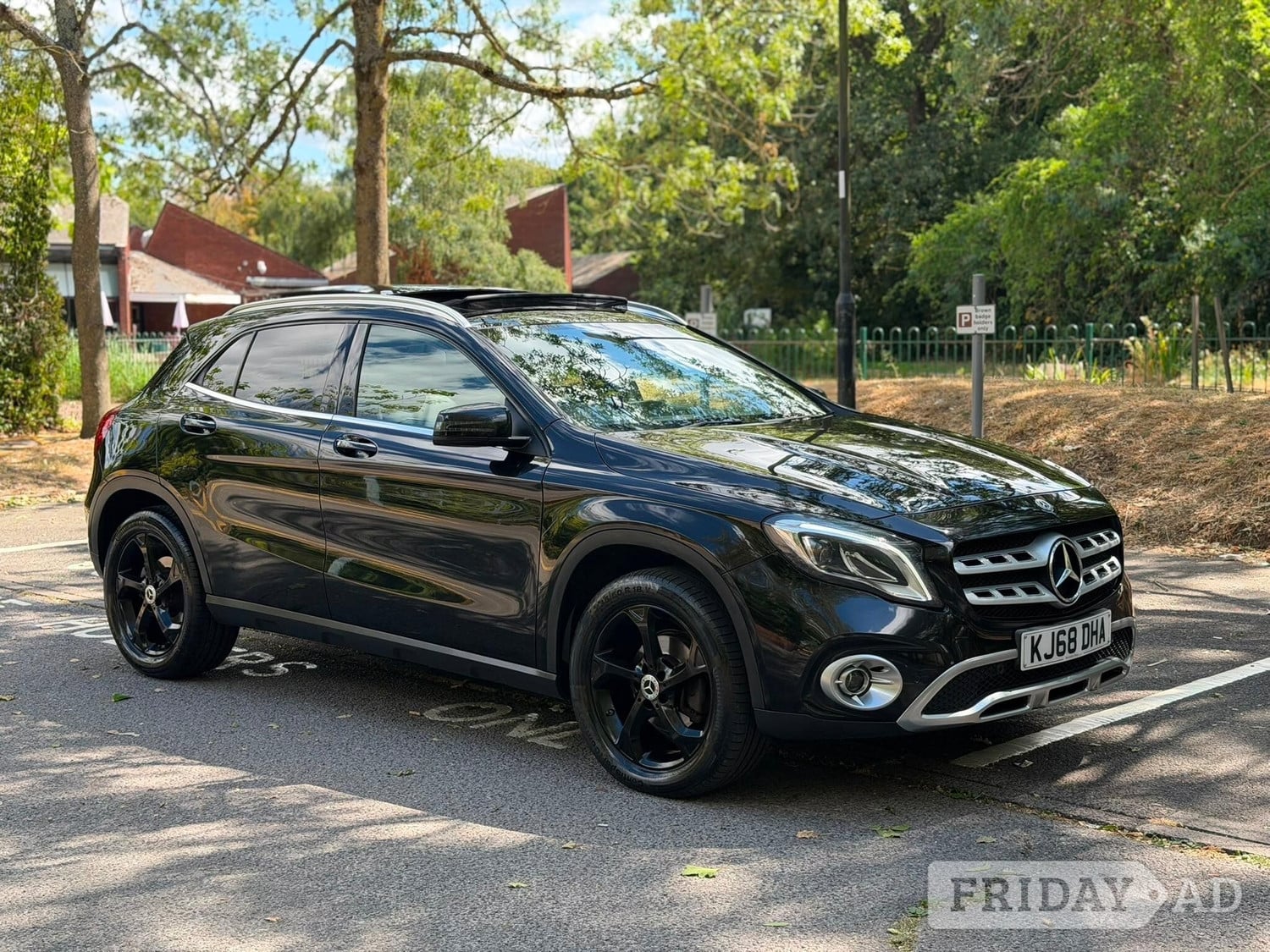 Mercedes-Benz GLA 2019 in Uxbridge