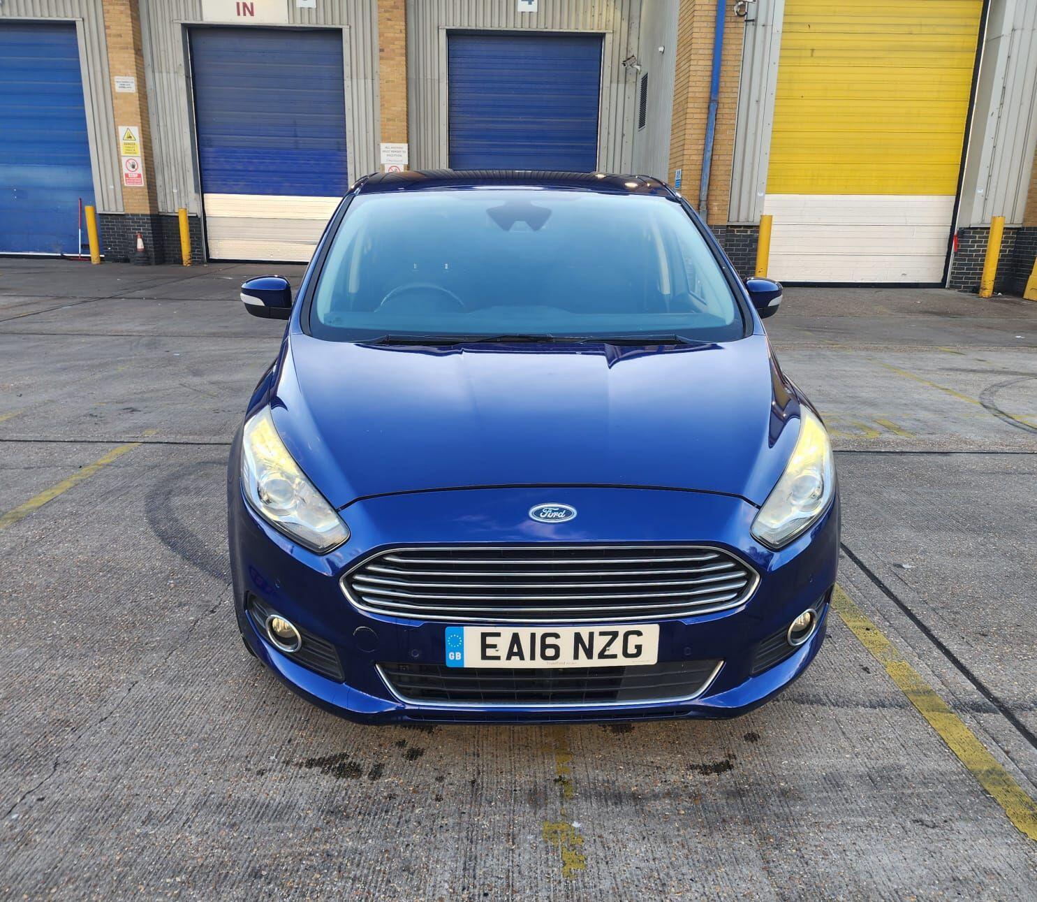 Ford S-Max Wembley