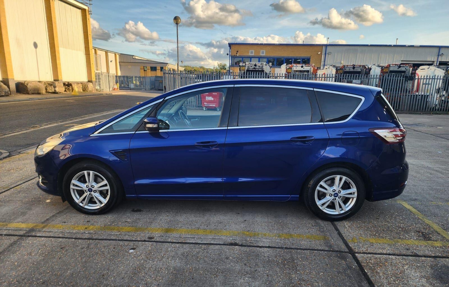 Ford S-Max 2016 - Cars