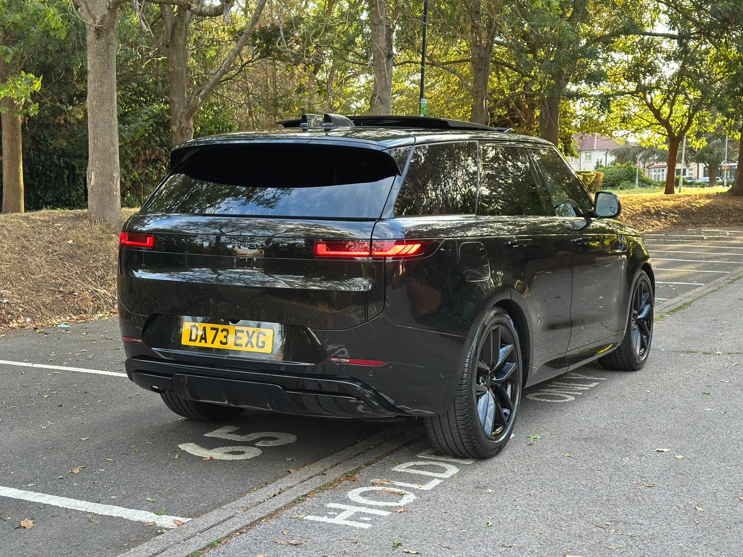 [ berth ]Land Rover Range Rover Sport
