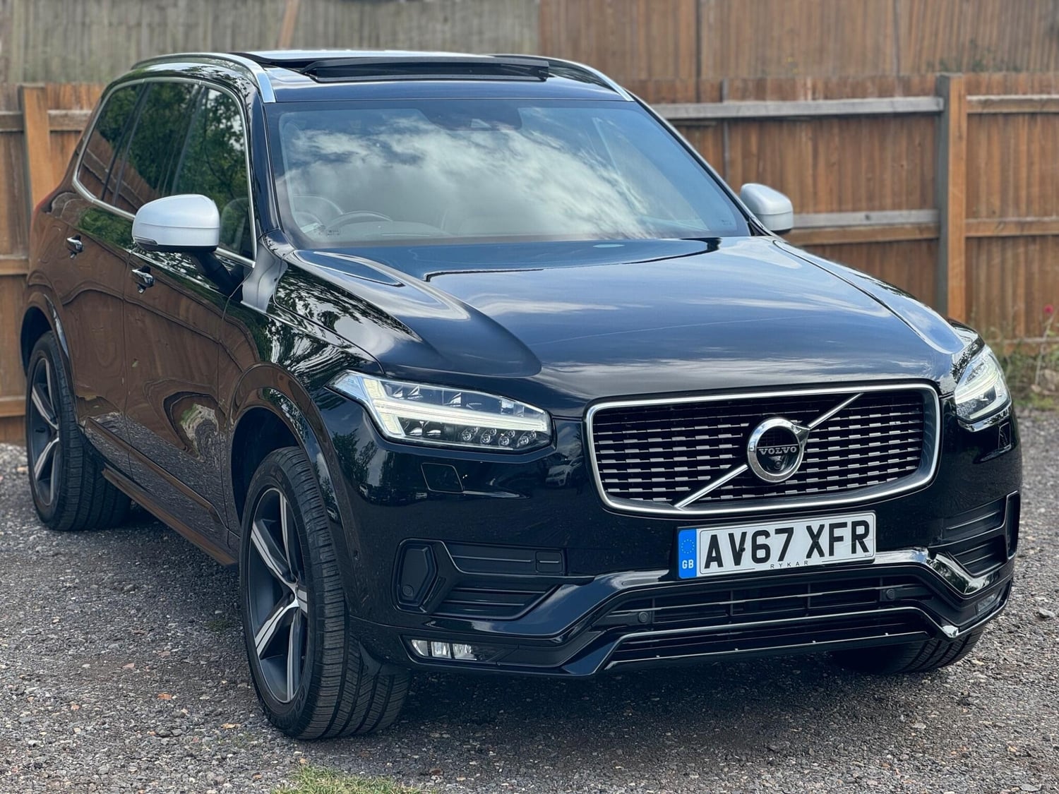 Volvo XC90 2017 - Cars