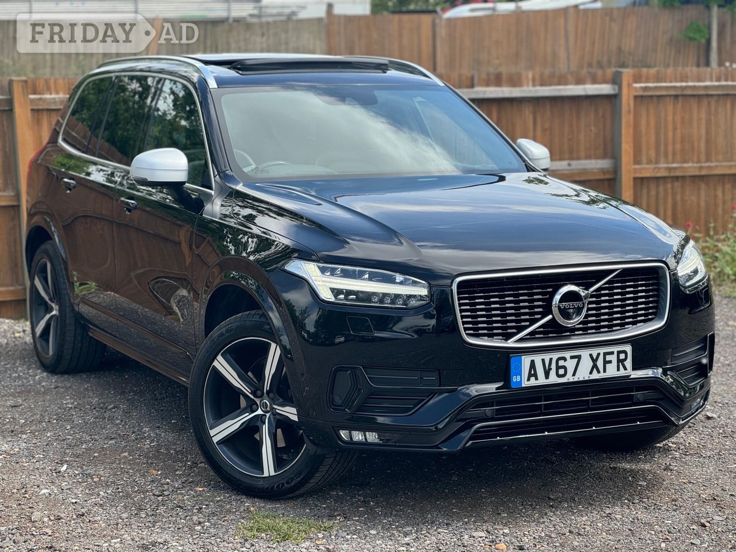 Volvo XC90 2017 in St. Albans