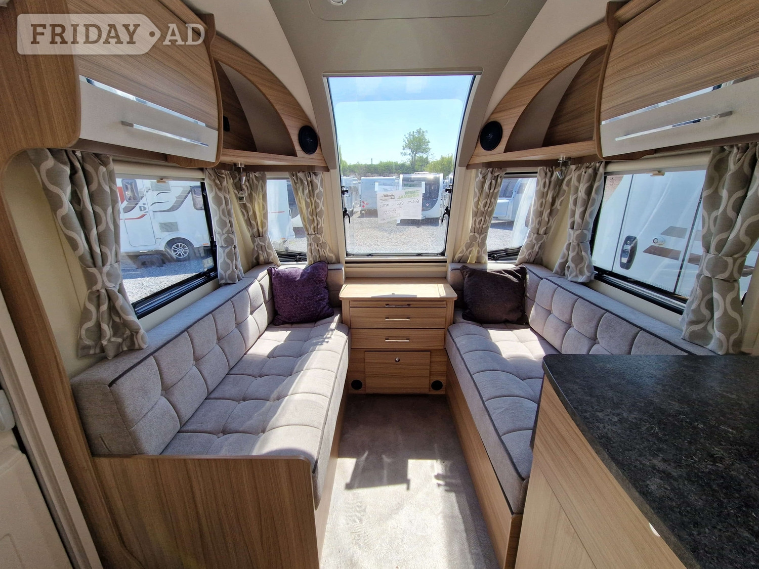 [4 berth ]Bailey Phoenix+ 440