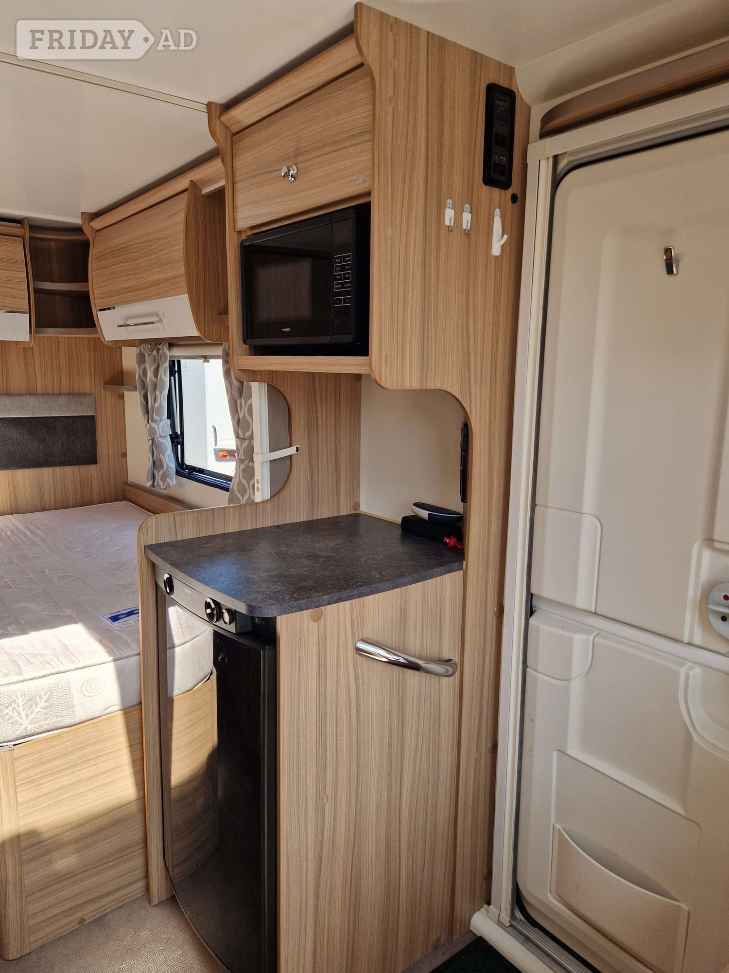 Bailey Phoenix+ 440 2021 - Motorhomes & Caravans in Highbridge